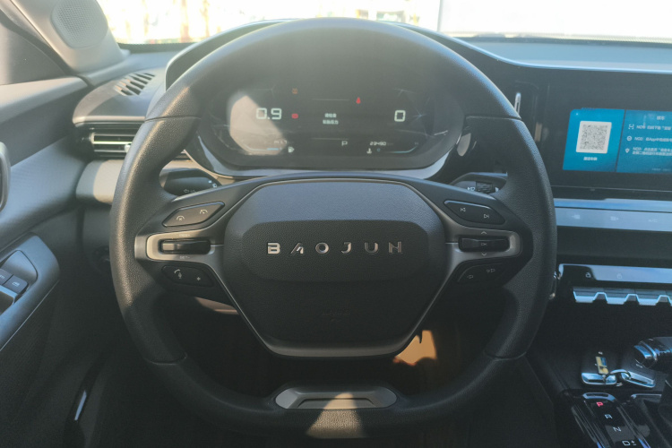 宝骏RC-5 2020款 1.5T CVT智耀豪华型中控内饰13