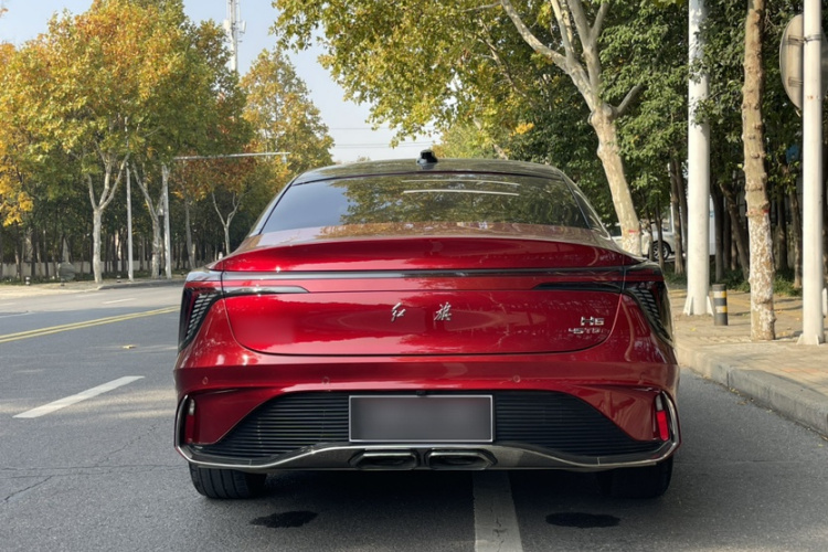 红旗H6 2023款 2.0T 致臻版车身外观6005