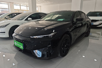 长安UNI-V 2024款 1.5T 尊贵型