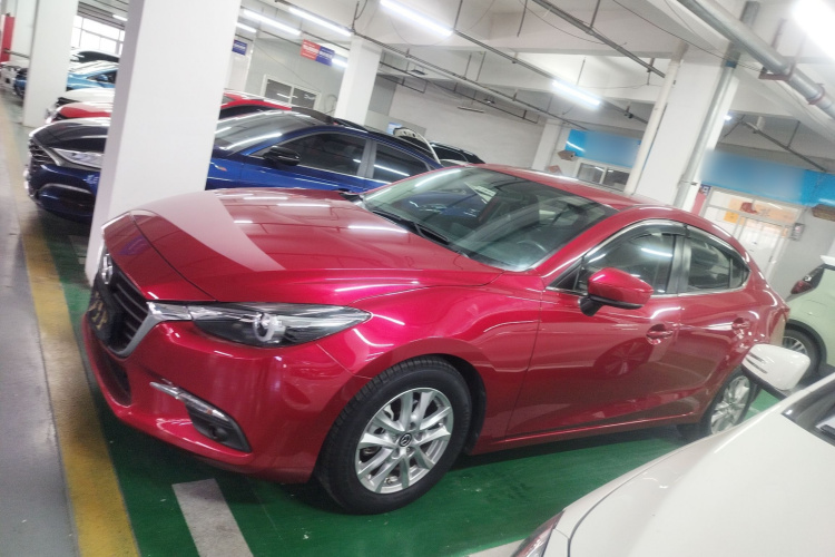 马自达3 昂克赛拉 2019款 云控版 三厢 1.5L 自动豪华型 国VI车身外观4