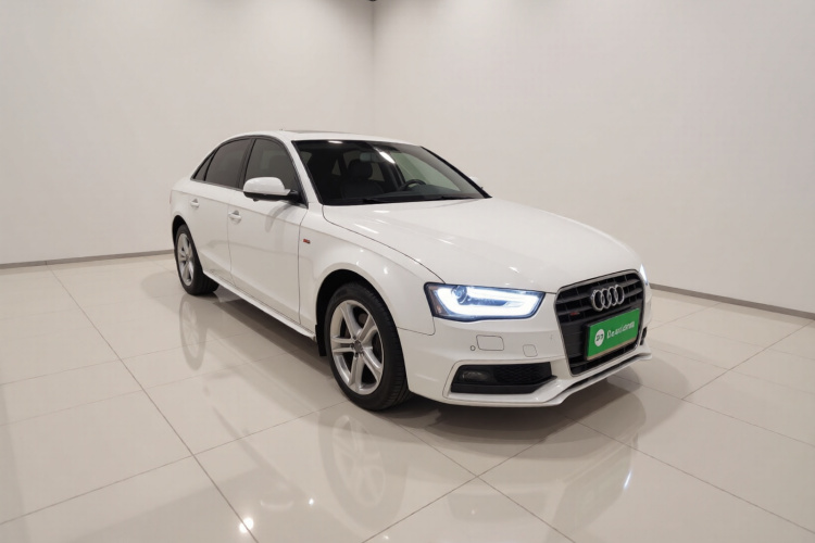 奥迪A4L 2015款 45 TFSI quattro个性运动型车身外观3