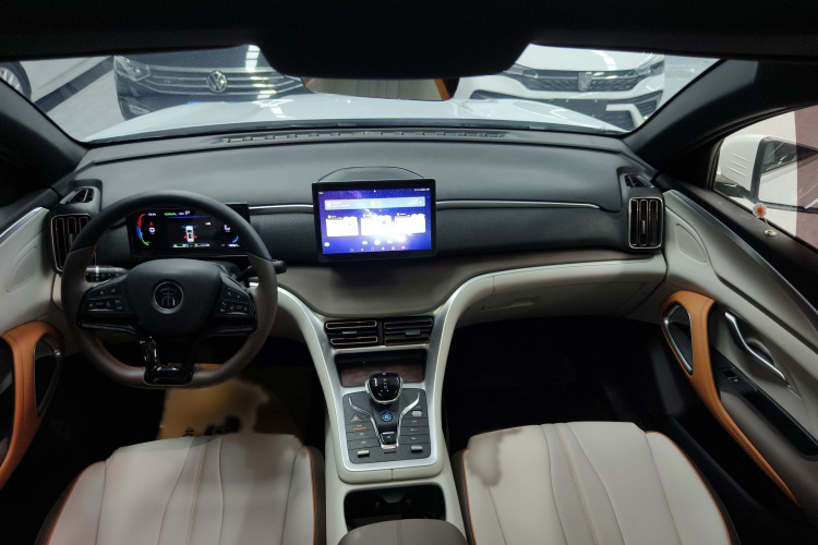 比亚迪 宋Pro新能源 2023款 冠军版 DM-i 71KM领先型中控内饰7003