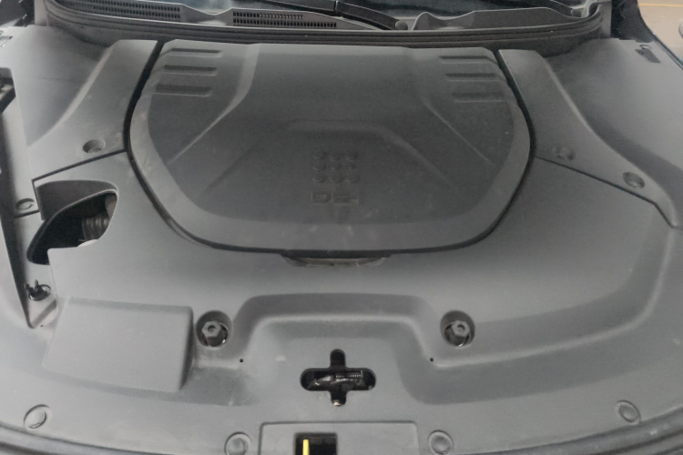 蓝电E5 2024款 荣耀版 100KM臻享型 7座局部细节24