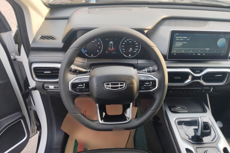 吉利汽车 豪越 2020款 1.8TD DCT豪华型 7座中控内饰13