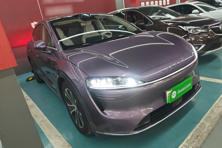 鸿蒙智行 智界R7 2024款 纯电 736km UItra车身外观6002