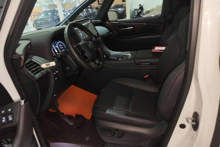 丰田 埃尔法 2024款 双擎 2.5L 尊贵版中控内饰19