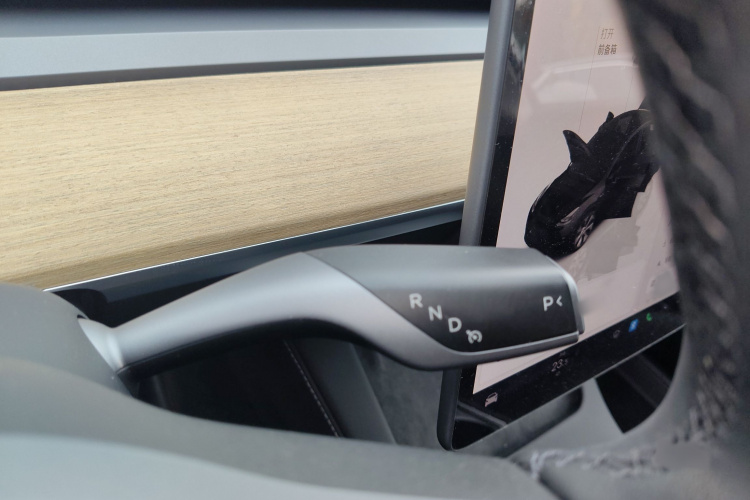 特斯拉 Model Y 2022款 改款 后轮驱动版局部细节18