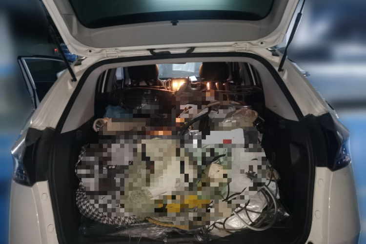 纳智捷 优6 SUV 2018款 1.8T 经典舒适版中控内饰23