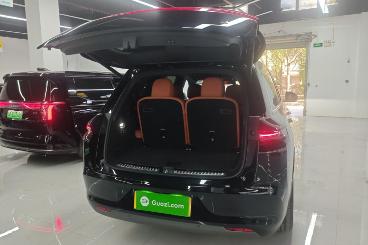 理想汽车 理想L8 2025款 Max 智能焕新版局部细节23