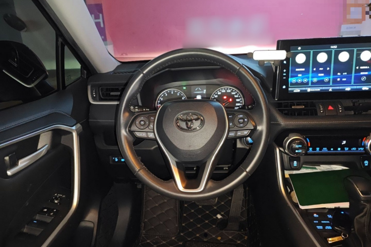 丰田 威兰达 2022款 2.0L CVT四驱豪华PLUS版中控内饰13