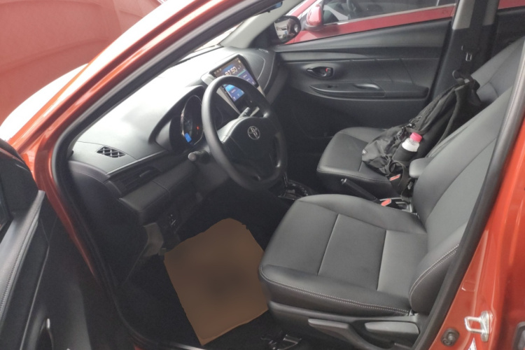 丰田 YARiS L 致炫 2016款 改款 1.5E CVT魅动版局部细节19