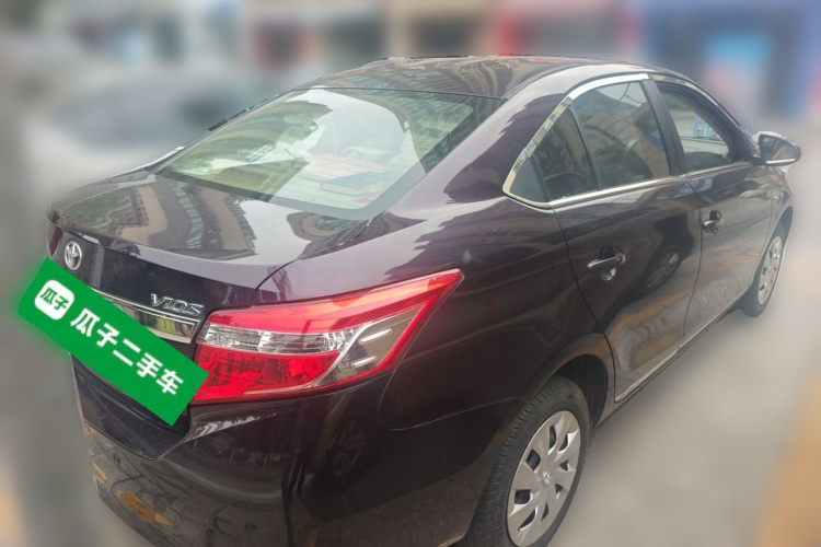 丰田 威驰 2014款 1.5L 自动智臻版车身外观7