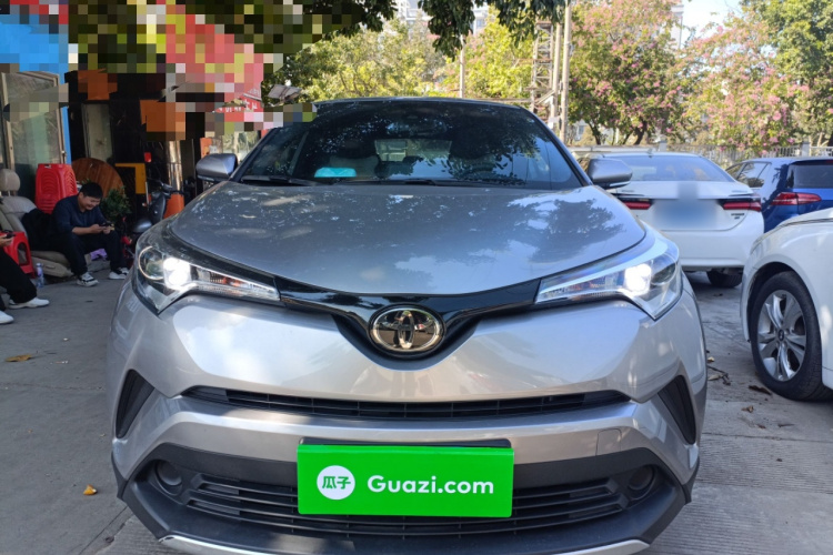 丰田 奕泽IZOA 2020款 2.0L 奕驰版车身外观2