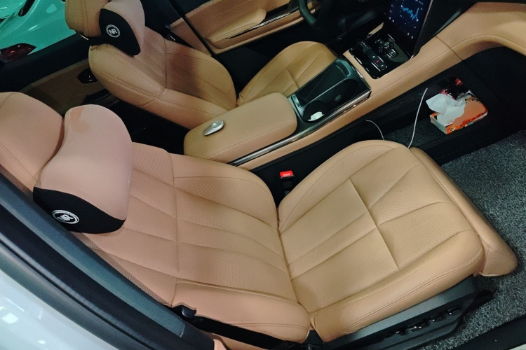 蔚来ES8 2020款 415KM 七座版局部细节41