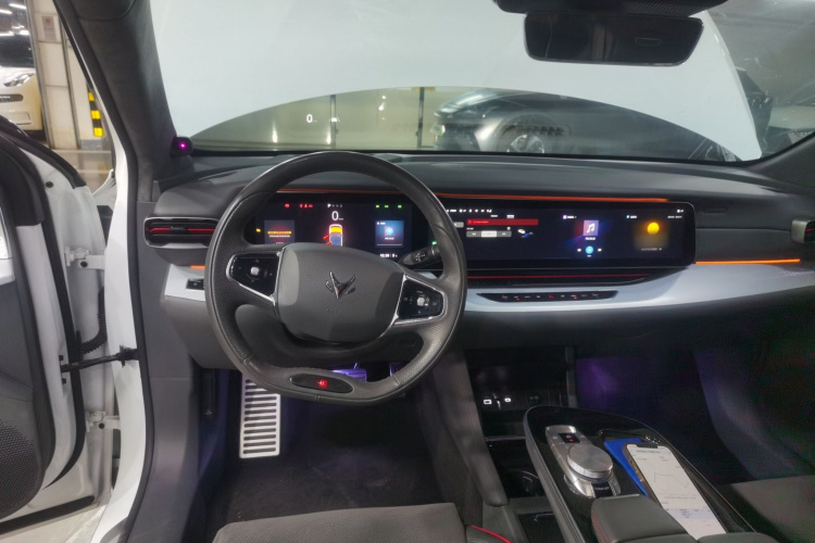 ARCFOX极狐 极狐 阿尔法S(ARCFOX αS) 2022款 HI版 高阶版中控内饰13