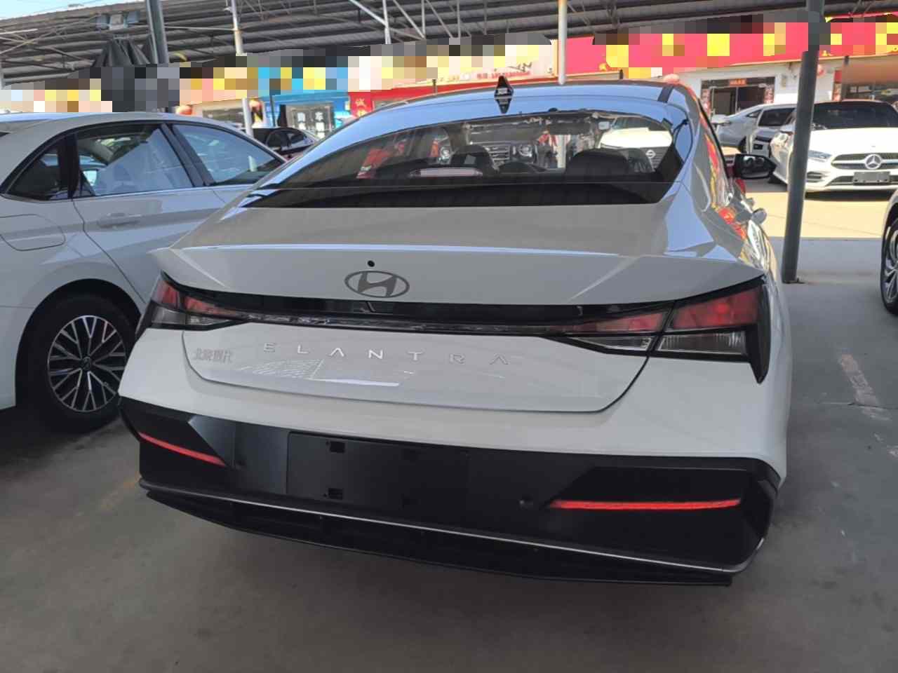现代 伊兰特 2023款 1.5L CVT GLX精英版(4)