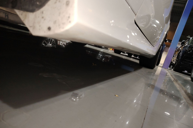 奔驰E级(进口) 2017款 E 200 4MATIC 轿跑车局部细节9002