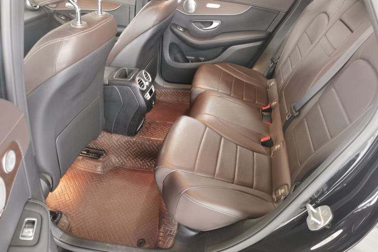 奔驰GLC 2021款 GLC 300 L 4MATIC 动感型中控内饰7004