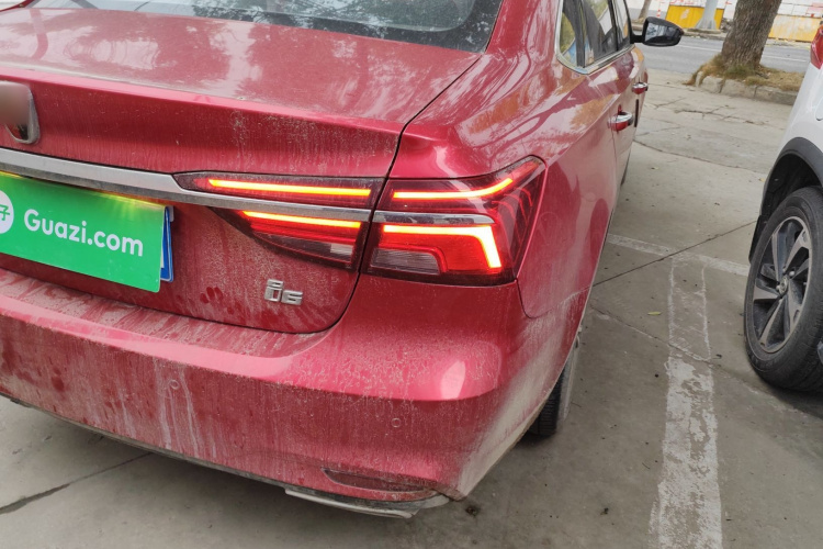 荣威i6 2019款 PLUS 1.6L CVT 4G互联旗舰大赞版车身外观9