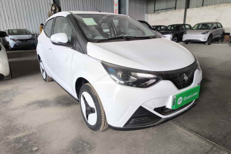 江铃集团新能源 易至EV2 2026款 PLUS+ 舒适型车身外观3