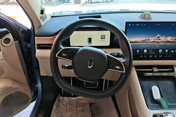 鸿蒙智行 问界M5 2023款 纯电四驱智驾版中控内饰13