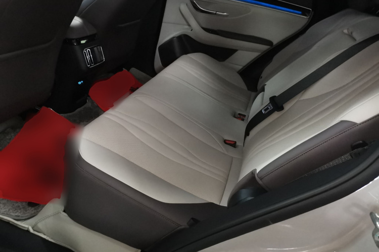 比亚迪 宋PLUS新能源 2025款 EV 智驾版 520km 豪华型中控内饰7002