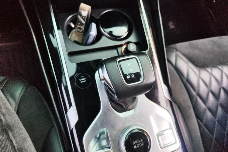 红旗HS5 2019款 2.0T 智联旗享版局部细节18