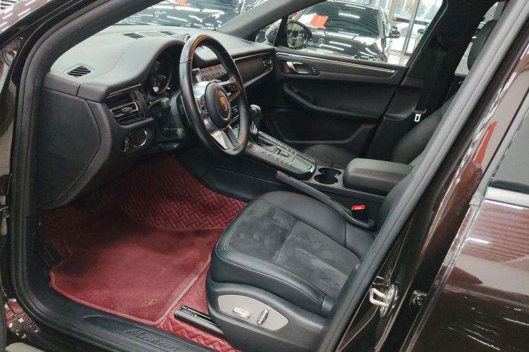 保时捷 2018款 Macan 2.0T中控内饰19