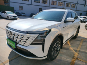 长安CS75 PLUS 2025款 第四代 1.5T 新蓝鲸 智慧尊享型