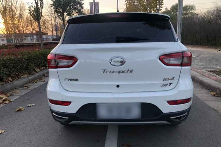 广汽传祺 传祺GS4 2015款 200T 手动舒适版车身外观6005