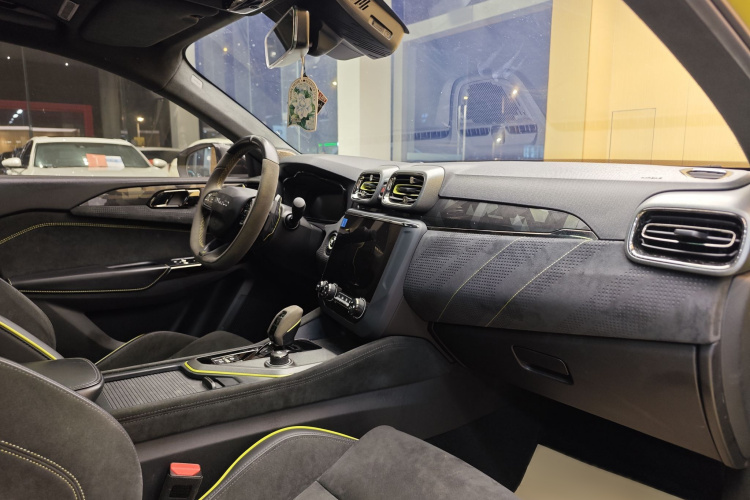 领克03 2021款 03+ 2.0TD 自动驭风版中控内饰7015