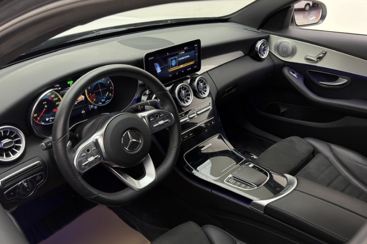 奔驰C级 2021款 C 260 星耀臻藏版中控内饰7001