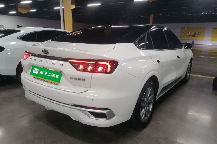 福特 蒙迪欧 2022款 改款 EcoBoost 245 豪华型车身外观7