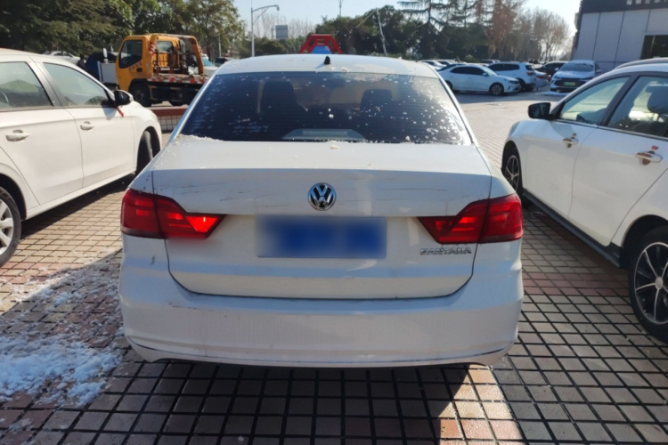 大众 桑塔纳 2018款 1.5L 自动风尚版车身外观6