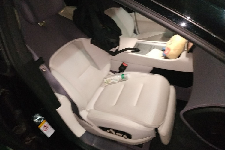 阿维塔12 2025款 Ultra增程版局部细节41