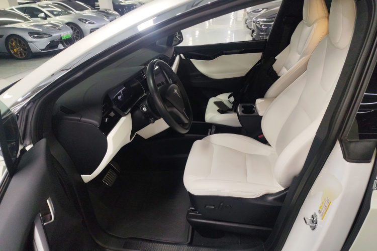 特斯拉 Model X 2019款 长续航版中控内饰20