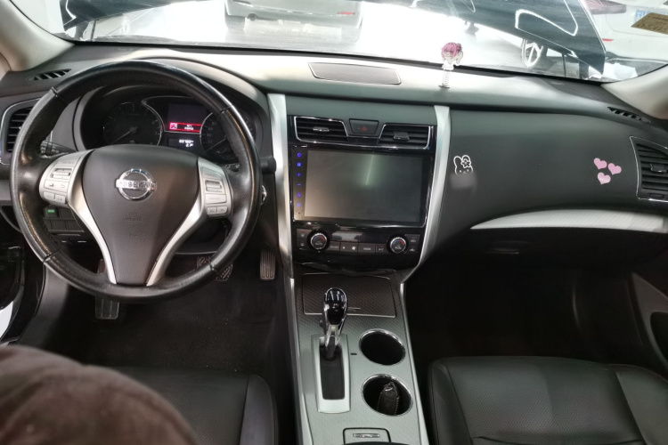 日产 天籁 2018款 2.0L XL 智进版中控内饰7002