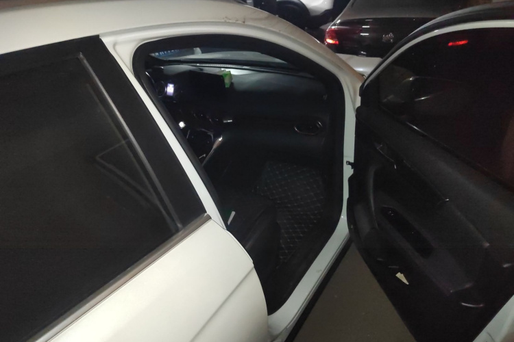 海马8S 2020款 1.6TGDI DCT尊贵型局部细节9005