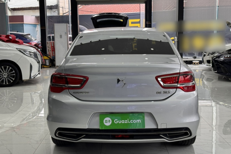 DS 5LS 2014款 1.8L 自动舒适版VTi140车身外观6005