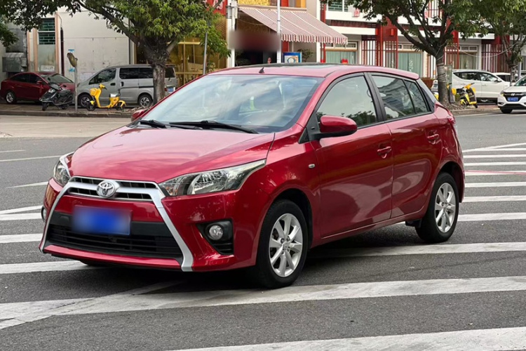 丰田 YARiS L 致炫 2015款 1.5G 自动炫动天窗特别版车身外观6003