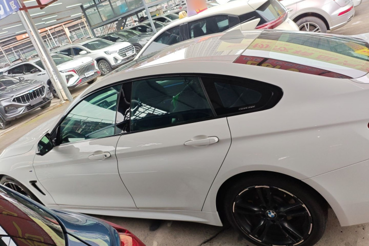 宝马4系 2017款 425i Gran Coupe 领先型M运动套装车身外观6001