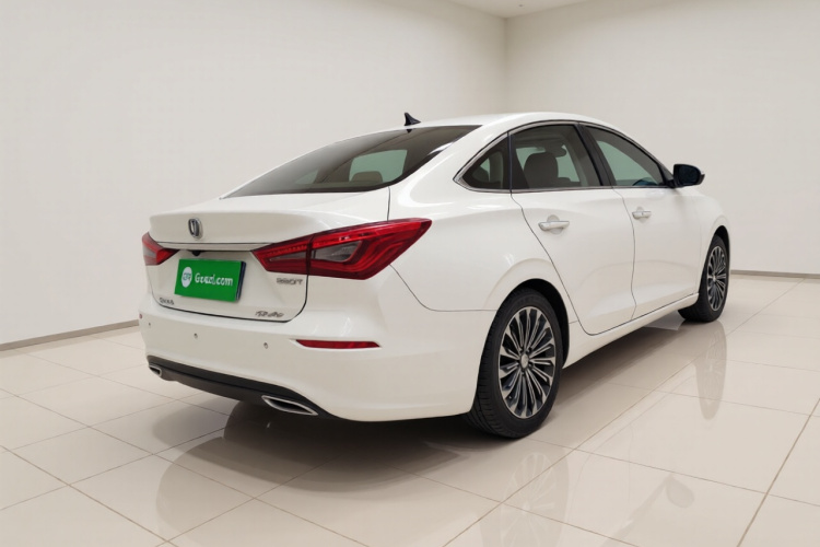 长安 逸动 2019款 蓝鲸版 280T GDI DCT极速型车身外观7