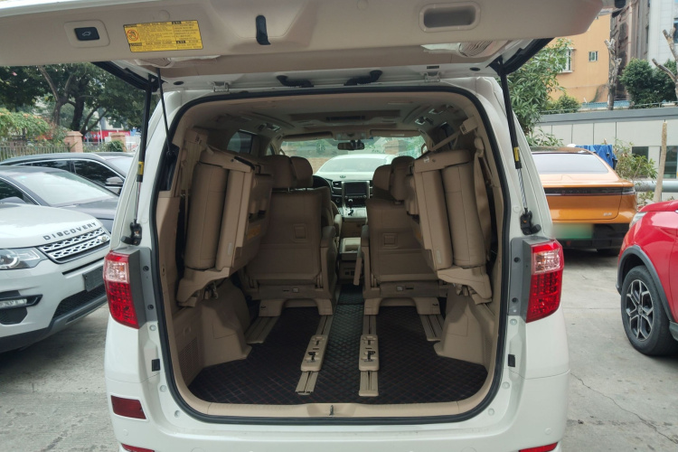 丰田 埃尔法 2012款 3.5L 豪华版局部细节23