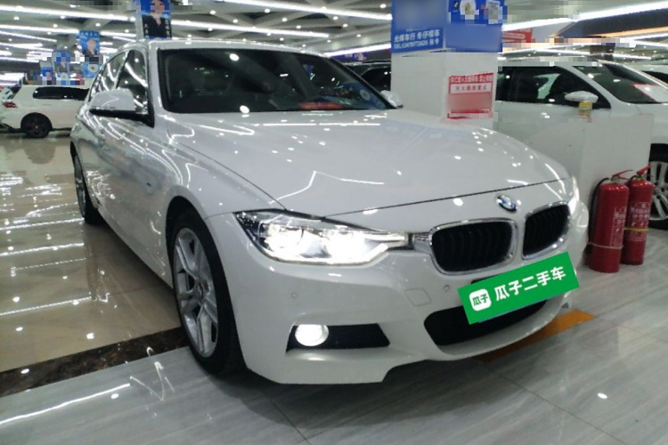 宝马3系 2017款 320Li M运动型车身外观3