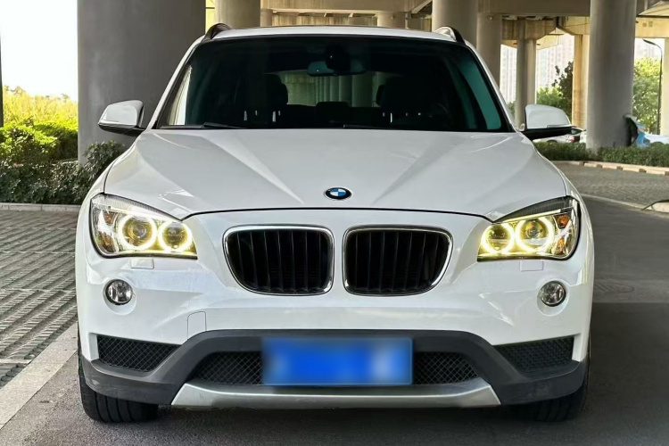 宝马X1(进口) 2012款 sDrive18i豪华型车身外观2