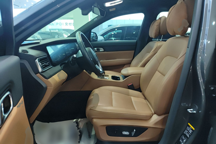 理想汽车 理想ONE 2021款 增程6座版中控内饰19