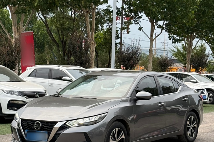 日产 轩逸 2021款 1.6L XL CVT悦享版车身外观1