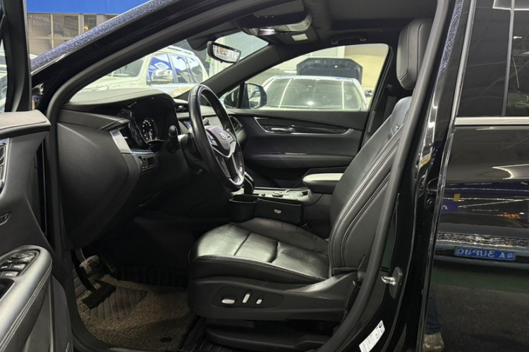 凯迪拉克XT5 2020款 改款 28T 四驱豪华型中控内饰7005