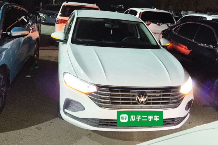 大众 朗逸 2023款 1.5L 自动得逸版车身外观2