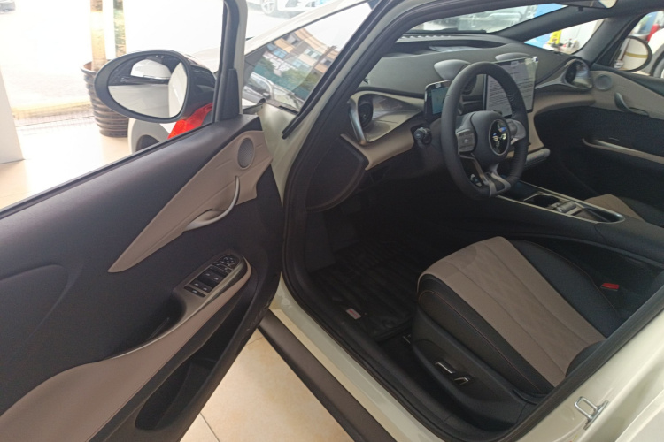 比亚迪 海豚 2025款 420km 自由版中控内饰20